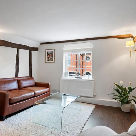 Beautiful Period Property In Historic Town Braintree Exterior photo